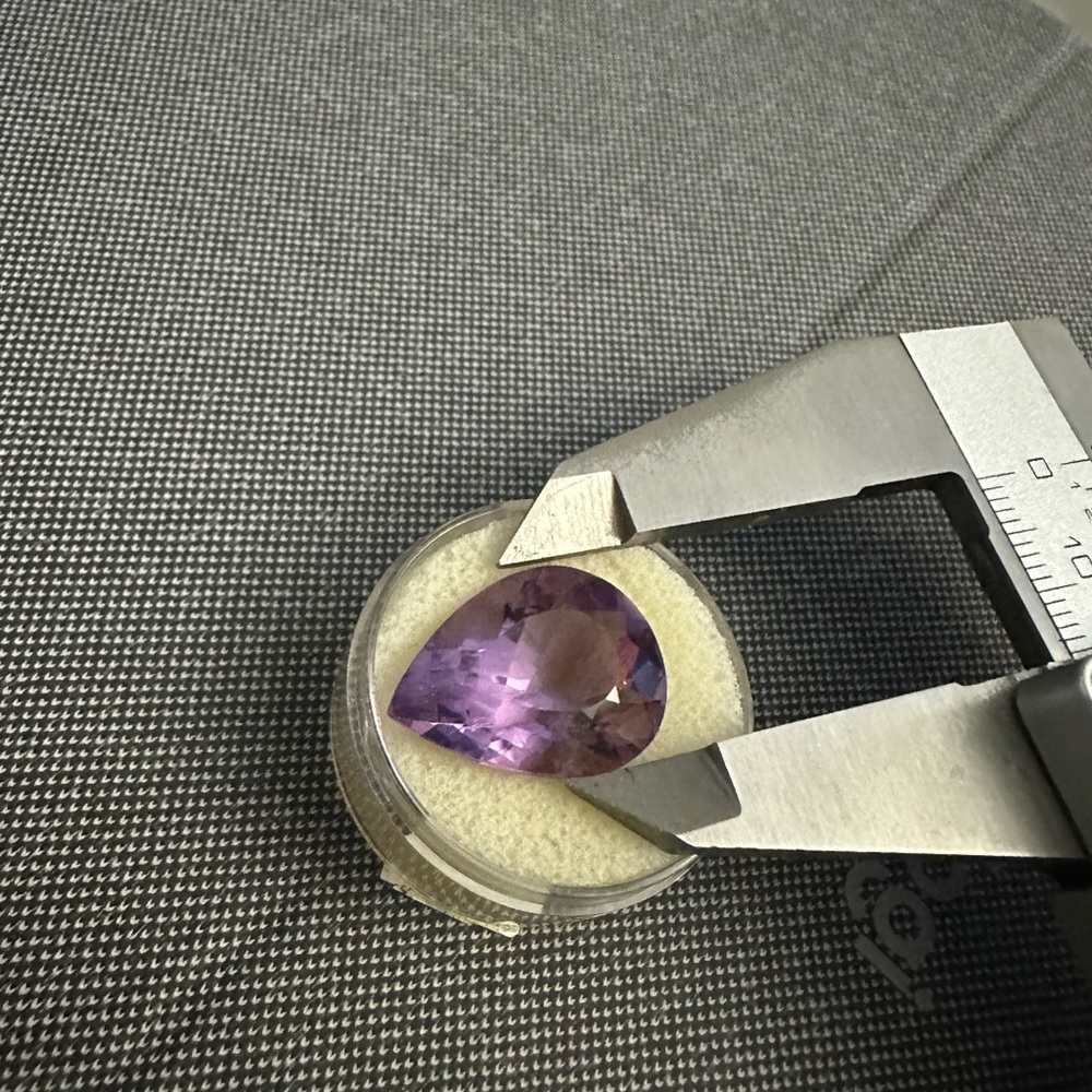 Iolite, purple stone loose